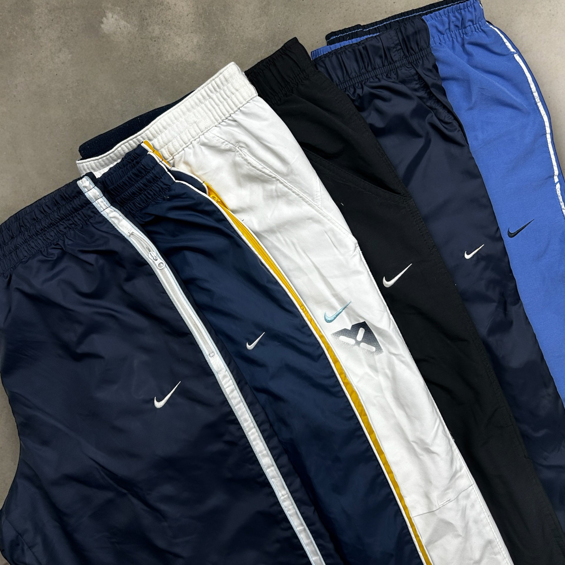 Trackpants