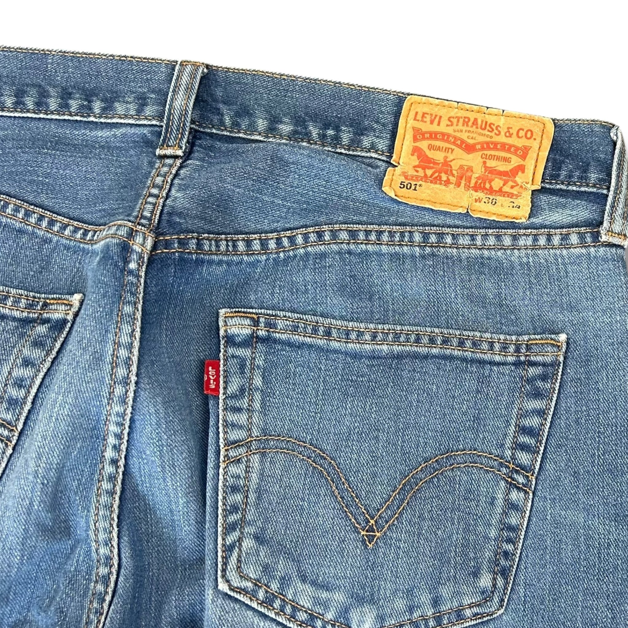 Levi’s Jeans (L-XL)