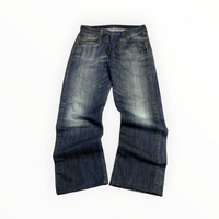 Levi’s Jeans (M-L)