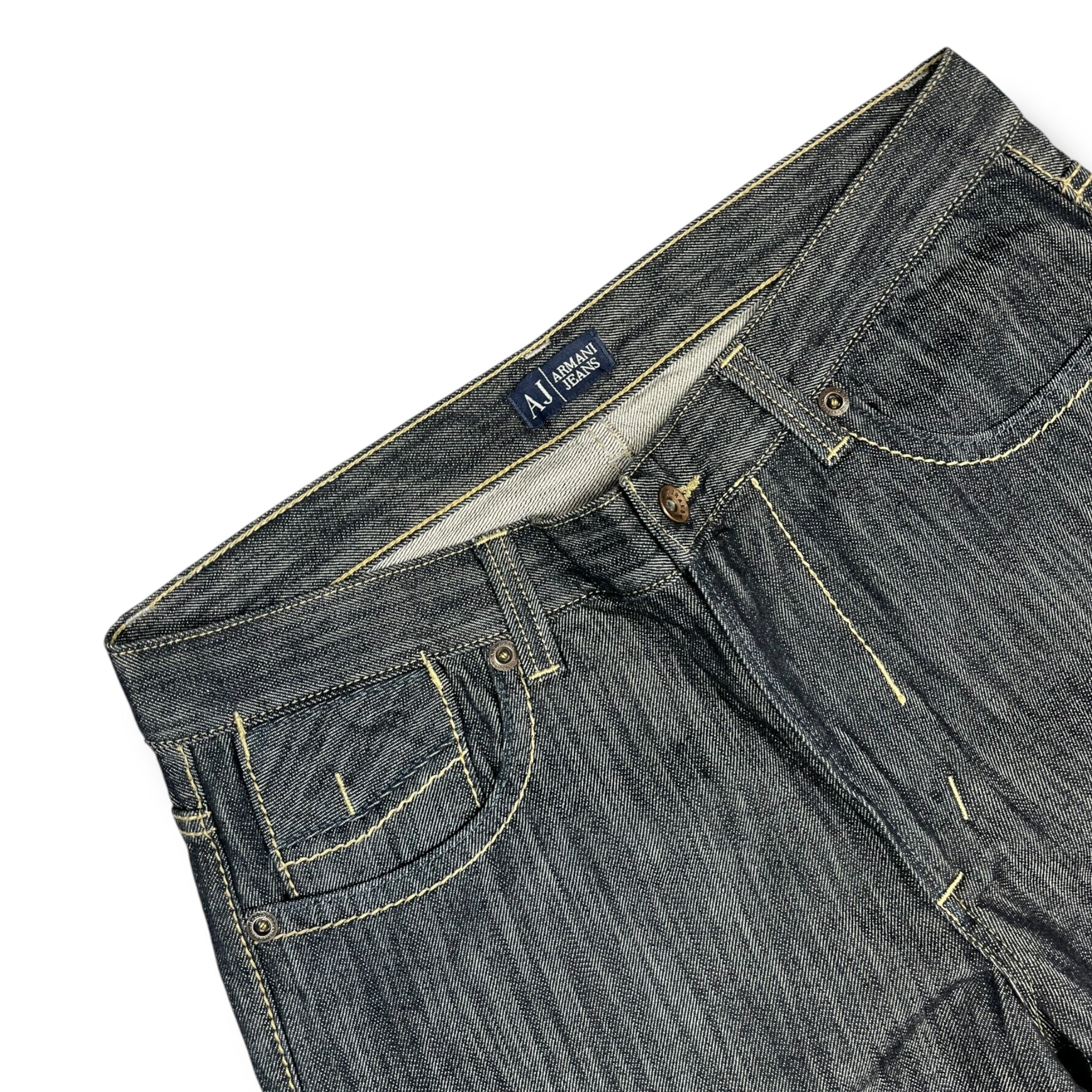 Armani Jeans (L-XL)