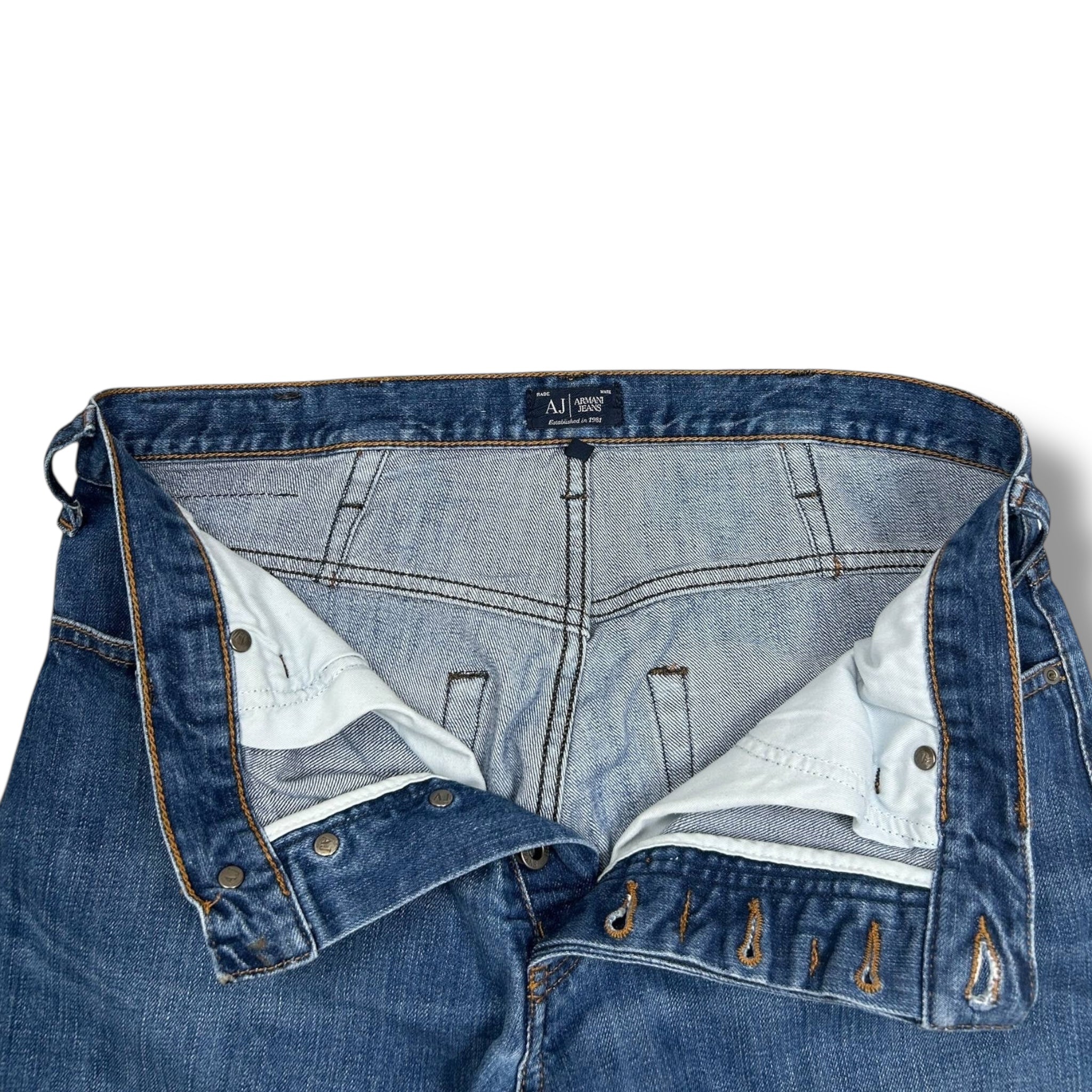 Armani Jeans (M)