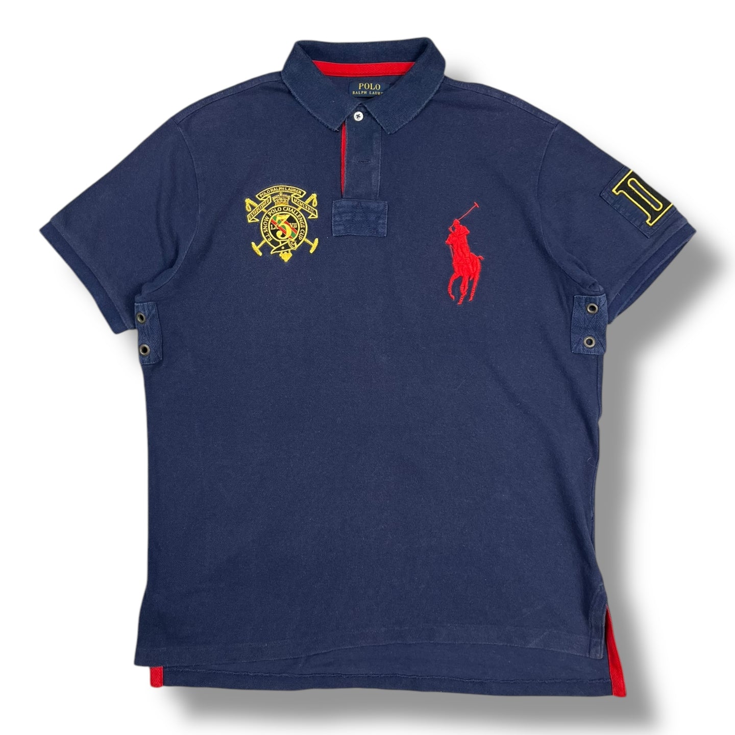 Ralph Lauren Polo (L)