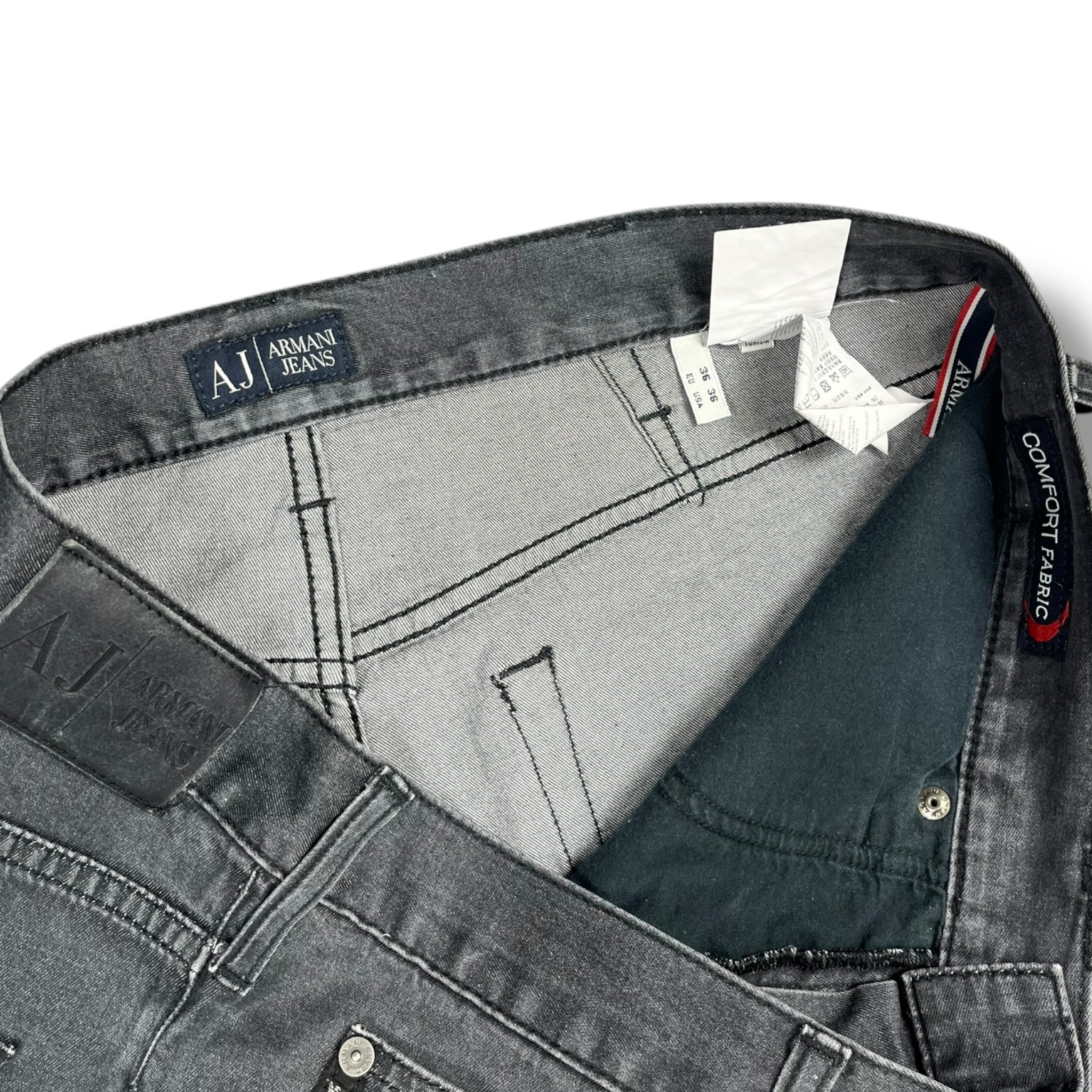 Armani Jeans (L-XL)