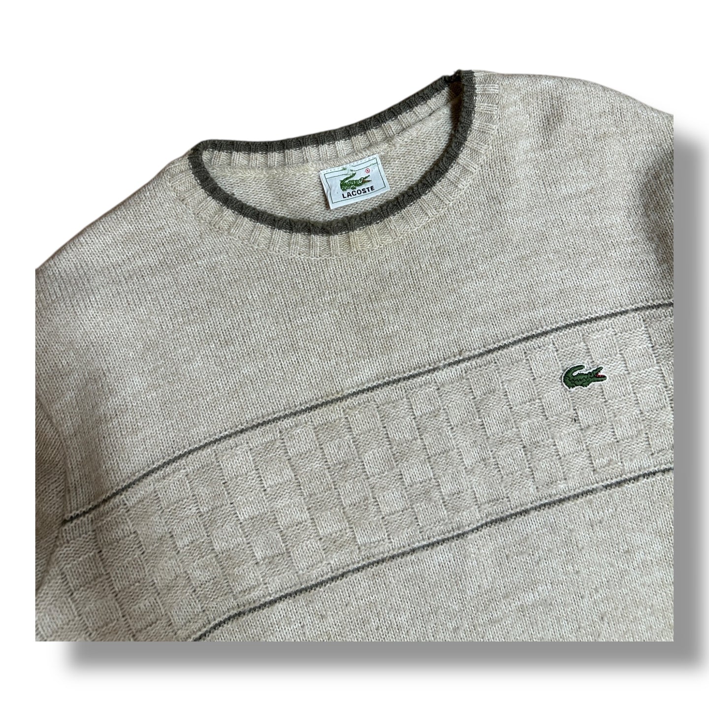 Lacoste Sweater (M-L)