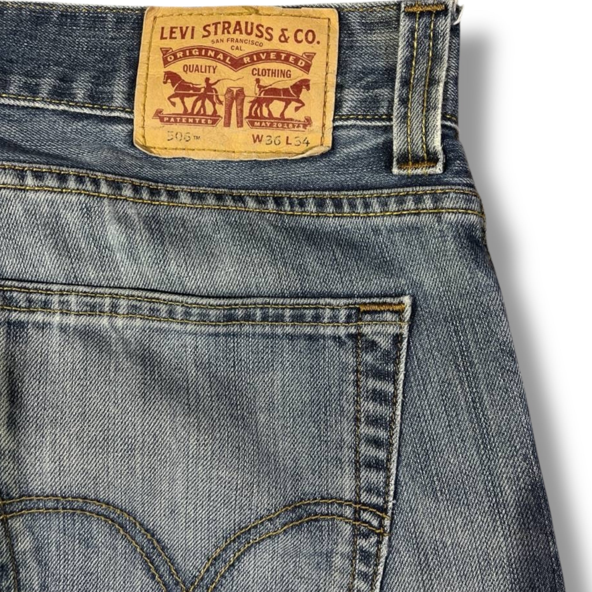 Levi’s Jeans (L-XL)