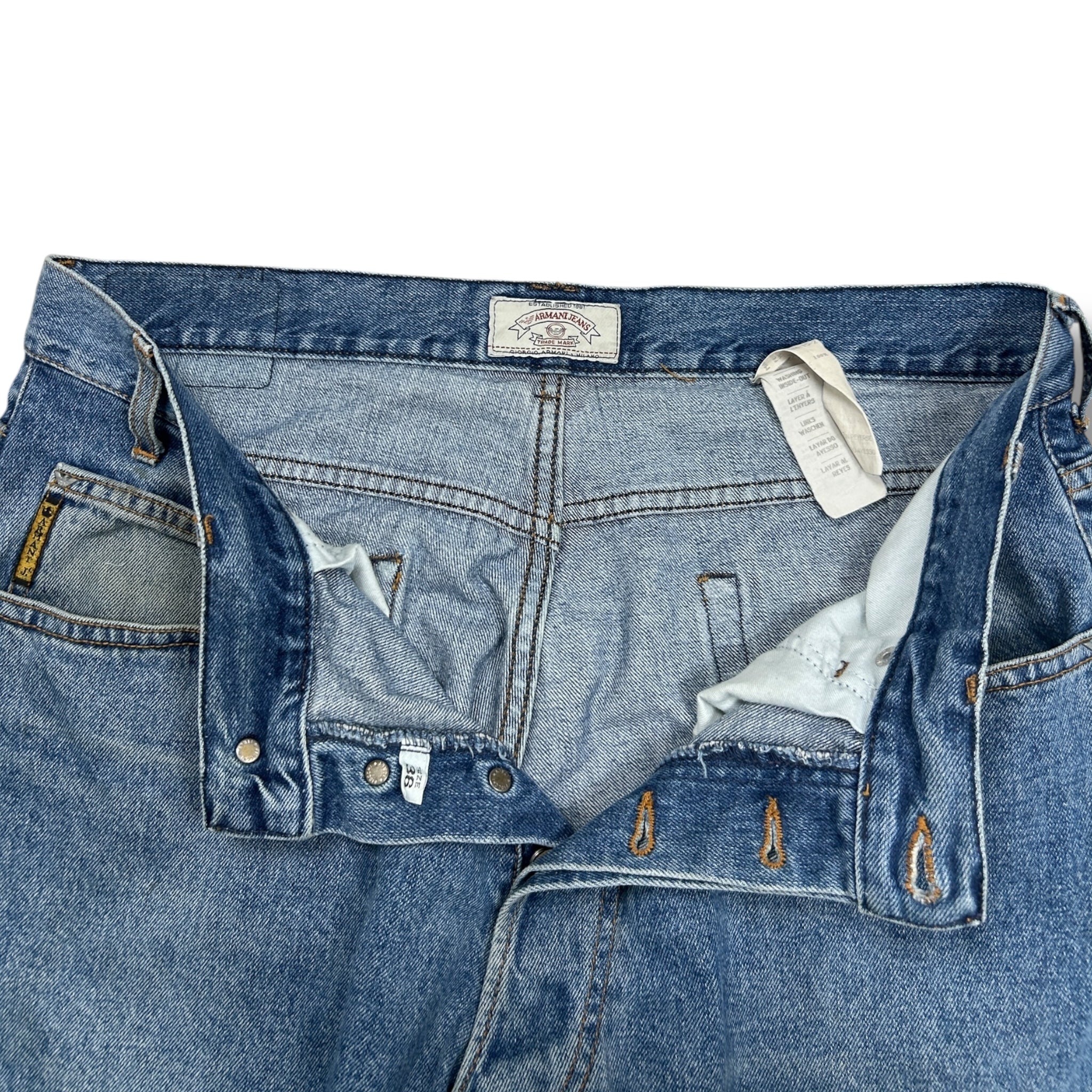 Armani Jeans (L)