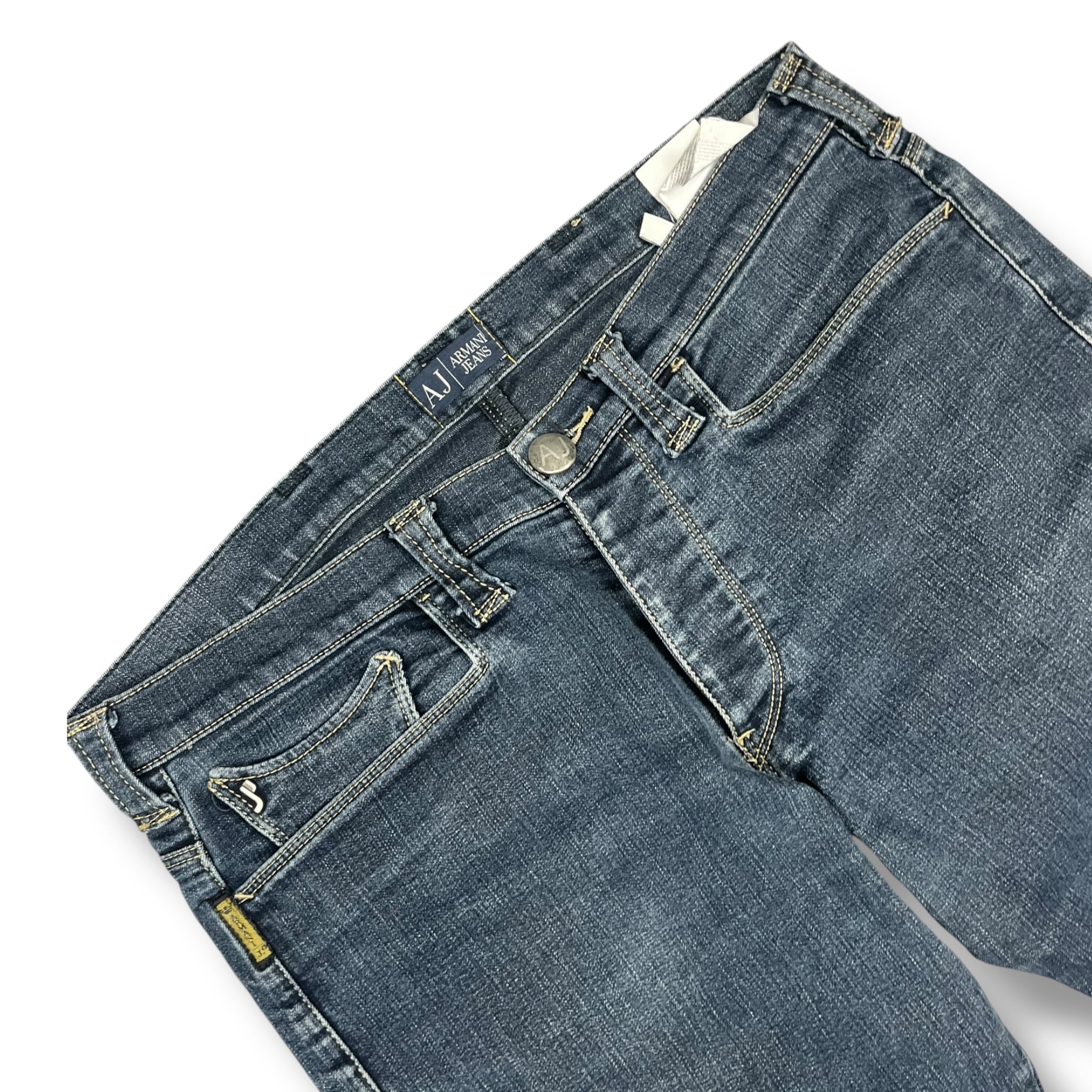 Armani Jeans (L-XL)
